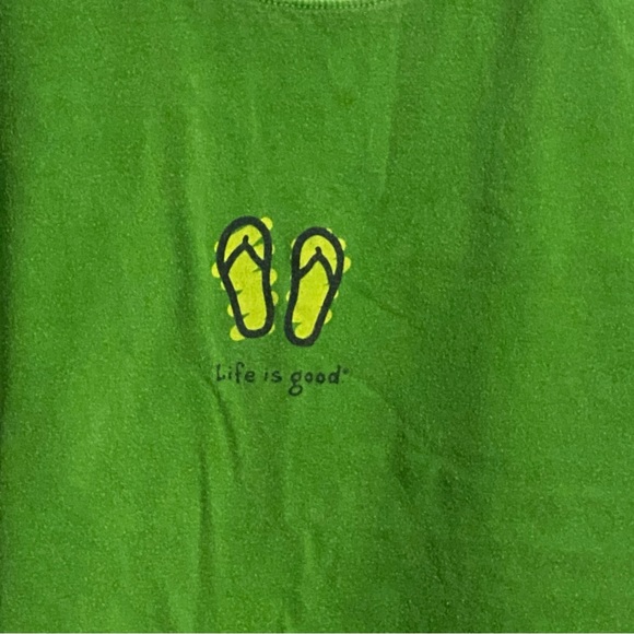 Life is Good flip flop tee SZ M GUC, bust 21” flat, length 25”, sleeves 2” - Picture 6 of 10